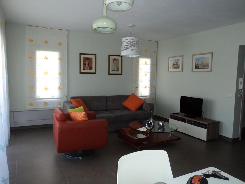 Violeta Apartments Lefkada City Exterior photo