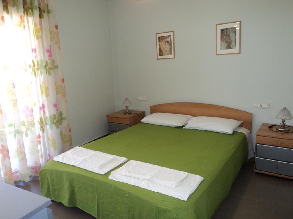 Violeta Apartments Lefkada City Exterior photo